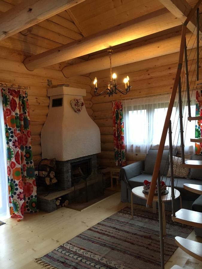Tadziowka - Dom Z Bali Villa Wegierska Gorka Eksteriør bilde